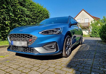 Ford Focus Turnier 2.3 EcoBoost S