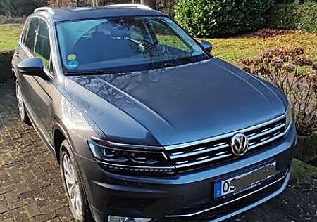 VW Tiguan Volkswagen Allrad ,AHK ,DSG,Highline,Panorama ,TDI,1.Hand