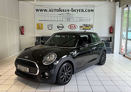 Mini ONE 3-trg. Blackyard