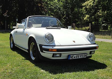 Porsche 911 3.2 Carrera Cabriolet Scheckheft