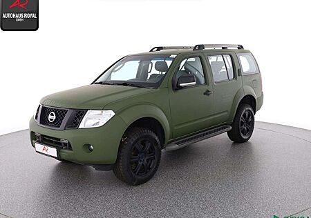 Nissan Pathfinder 2.5 dCi 4WD STANDHEIZ,EX-BUNDESWEHR