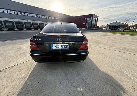 Mercedes-Benz E 320 Avantgarde