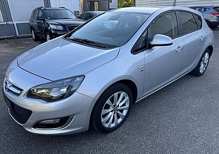 Opel Astra Active TÜV bis 01.2027 . 8 Fach-bereift