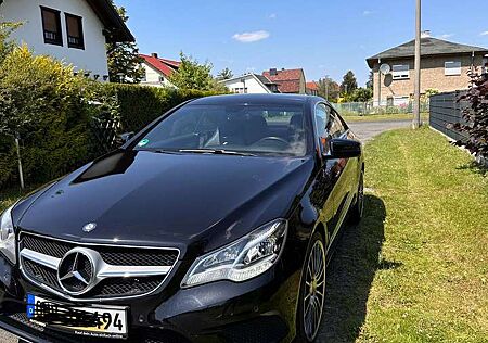 Mercedes-Benz E 200 (207.334)