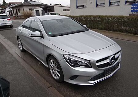 Mercedes-Benz CLA 180 Facelift, Klima, SHZ, PDC, LED, Leder, Alu.