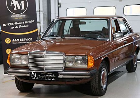 Mercedes-Benz 200 W123 DIESEL *AUTOMATIK* H ZULASSUNG *