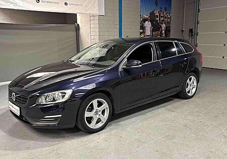 Volvo V60 D3 2.0 Automatik AHK Navi Sitzh
