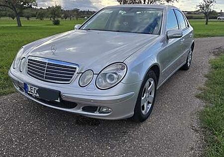 Mercedes-Benz E 200 Kompressor Automatik Elegance