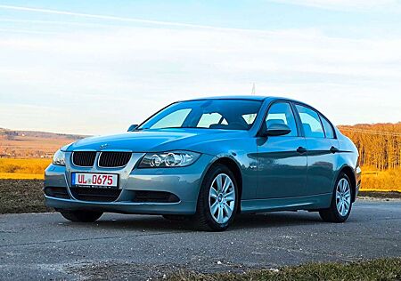 BMW 320 d *TÜV 2027* *KD NEU* *AHK* *KLIMA*
