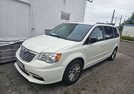 Lancia Voyager Diesel 2.8 CRD16v Gold