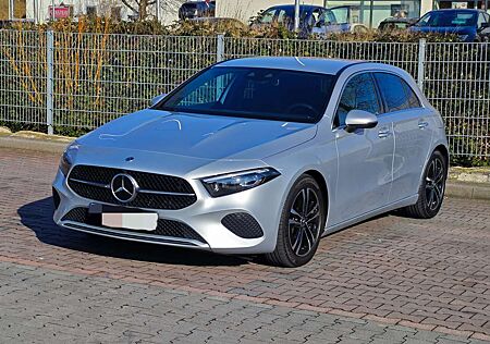 Mercedes-Benz A 200 Garantie, AHK, Fahrassistenz-Paket, KEYLESS,