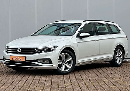VW Passat Variant Volkswagen Passat Var. 2.0 TDI DSG "IQ" HuD AHK MATRIX APP.
