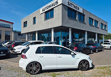 VW Golf Volkswagen VII Lim. GTD BMT Sound Bi-Xenon Navi ALU