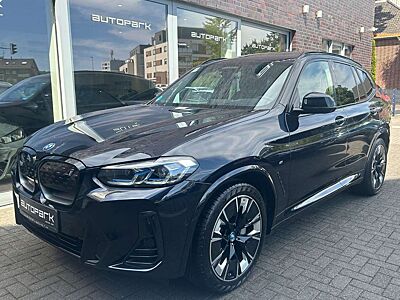 BMW iX3 M Sport Impressive PANO LASER ACC AHK 20"