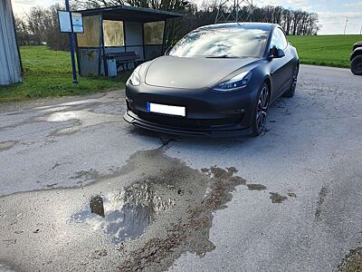 Tesla Model 3 Foliert + 20" Sportfelgen + Bodykit +Long Range (580KM) +Allrad + China Version