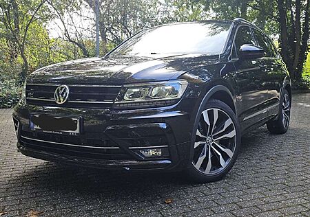 VW Tiguan Volkswagen 2.0 TDI SCR 4Motion DSG Highline R-Line