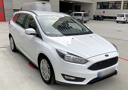 Ford Focus Turnier Cool & Connect