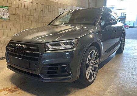 Audi SQ5 TFSi BLACK/21Z/RAUTE/MTRX/ACC/AIR-SUS/KAMERA