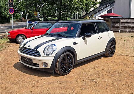 Mini ONE Cooper/Teilleder/Klimaautomatik/110000km/