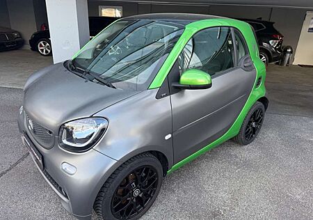 Smart ForTwo EQ drive Prime*Aut*Leder*Pano*Navi*LED