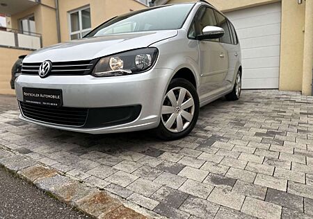 VW Touran Volkswagen Comfortline mit NAVI