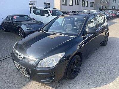Hyundai i30 1.4 5 Türig Klima Allwetter TÜV 04-2027