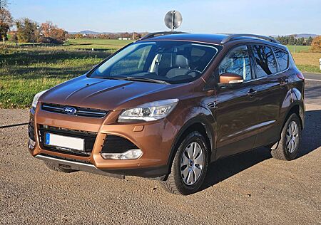Ford Kuga 1.6 EcoBoost 4x4 Aut. Titanium