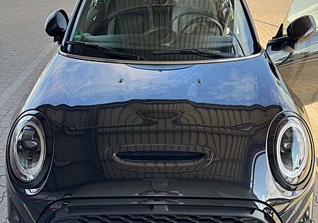 Mini John Cooper Works Cabrio JCW Trim