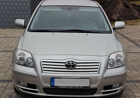 Toyota Avensis 1.8 VVT-i