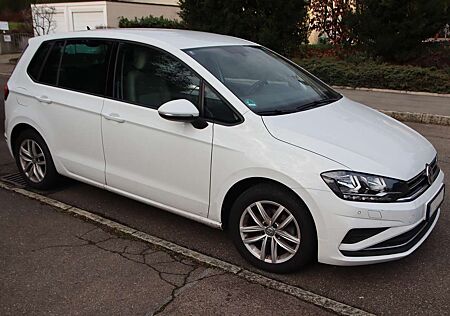 VW Golf Sportsvan Volkswagen 1.0 TSI OPF Comfortline