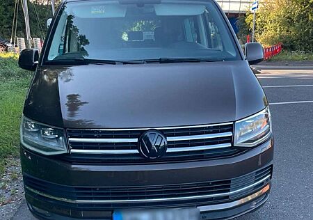 VW T6 Multivan Volkswagen Multivan DSG Kurz Highline