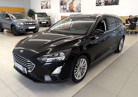 Ford Focus 1.0 EcoBoost Titanium Turnier Winter LED