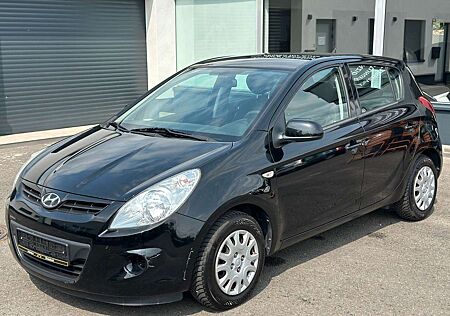 Hyundai i20 HU NEU/BREMSEN + SERVICE NEU/KLIMA/ EURO 5