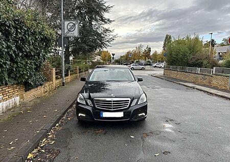 Mercedes-Benz E 250 CDI DPF BlueEFFICIENCY Avantgarde