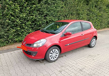 Renault Clio 1.6 16V ESP Aut. Initiale