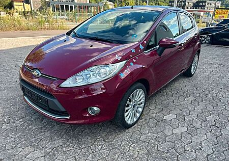 Ford Fiesta PDC+ 1.HAND + XENON