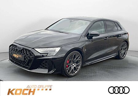 Audi RS3 Sportback 2.0 TFSI q. S-Tronic, Matrix, RS-A