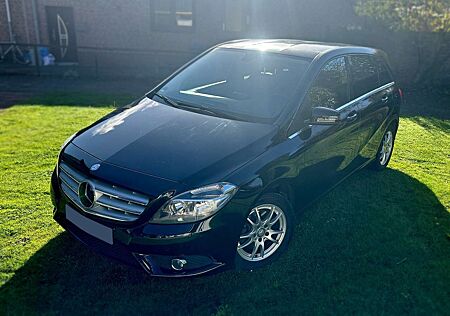 Mercedes-Benz B 200 (CDI) d 4Matic 7G-DCT Urban