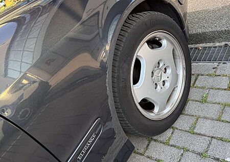 Mercedes-Benz CLK 230 Coupe Kompressor Elegance