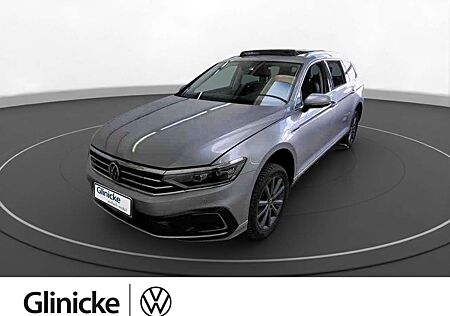 VW Passat Variant Volkswagen 1.4 eTSI DSG R-Line Navi AHK Pano