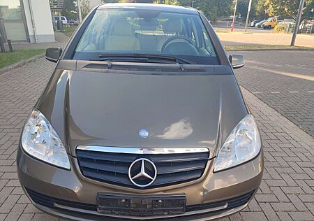 Mercedes-Benz A 180 -Klasse Anhängerkupplung, Klima TÜV NEUE