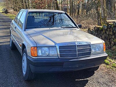 Mercedes-Benz 190 190 E