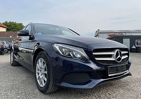 Mercedes-Benz C 220 T BlueTec / Diesel