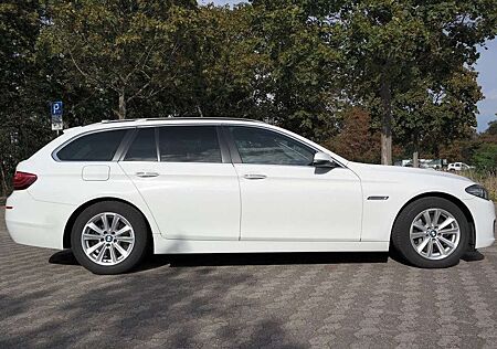BMW 525d 525 Touring Sport-Aut. Luxury Line