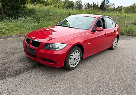 BMW 320 i Benzin 5 Trg. 6 Gang Klima Xenon