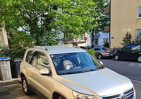 VW Tiguan Volkswagen 2.0 TDI DPF BlueMotion Technology Freestyle