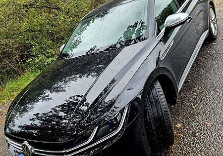 VW Arteon Volkswagen 2.0 TDI SCR DSG Elegance