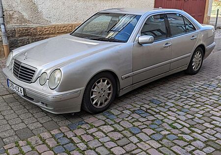 Mercedes-Benz E 320 CDI Avantgarde