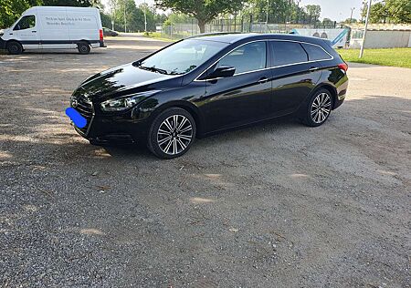 Hyundai i40 Kombi blue 1.7 CRDi Style
