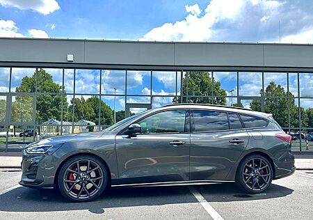 Ford Focus Turnier 2.3 EcoBoost S&S Aut. ST X